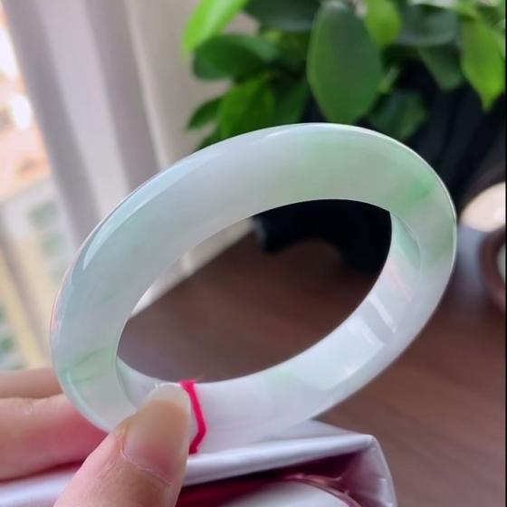 飘绿正圈手镯
